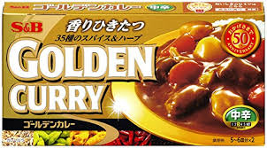 S&B GOLDEN CURRY MID HOT 220G